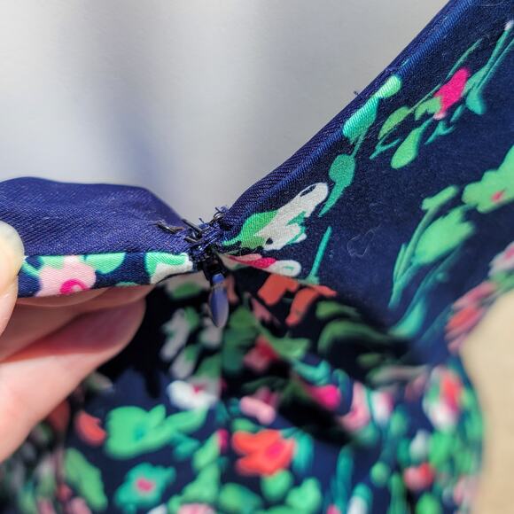 Nine West fit & flare double V neck sleeveless floral dress w-pockets size 6 - Picture 6 of 15